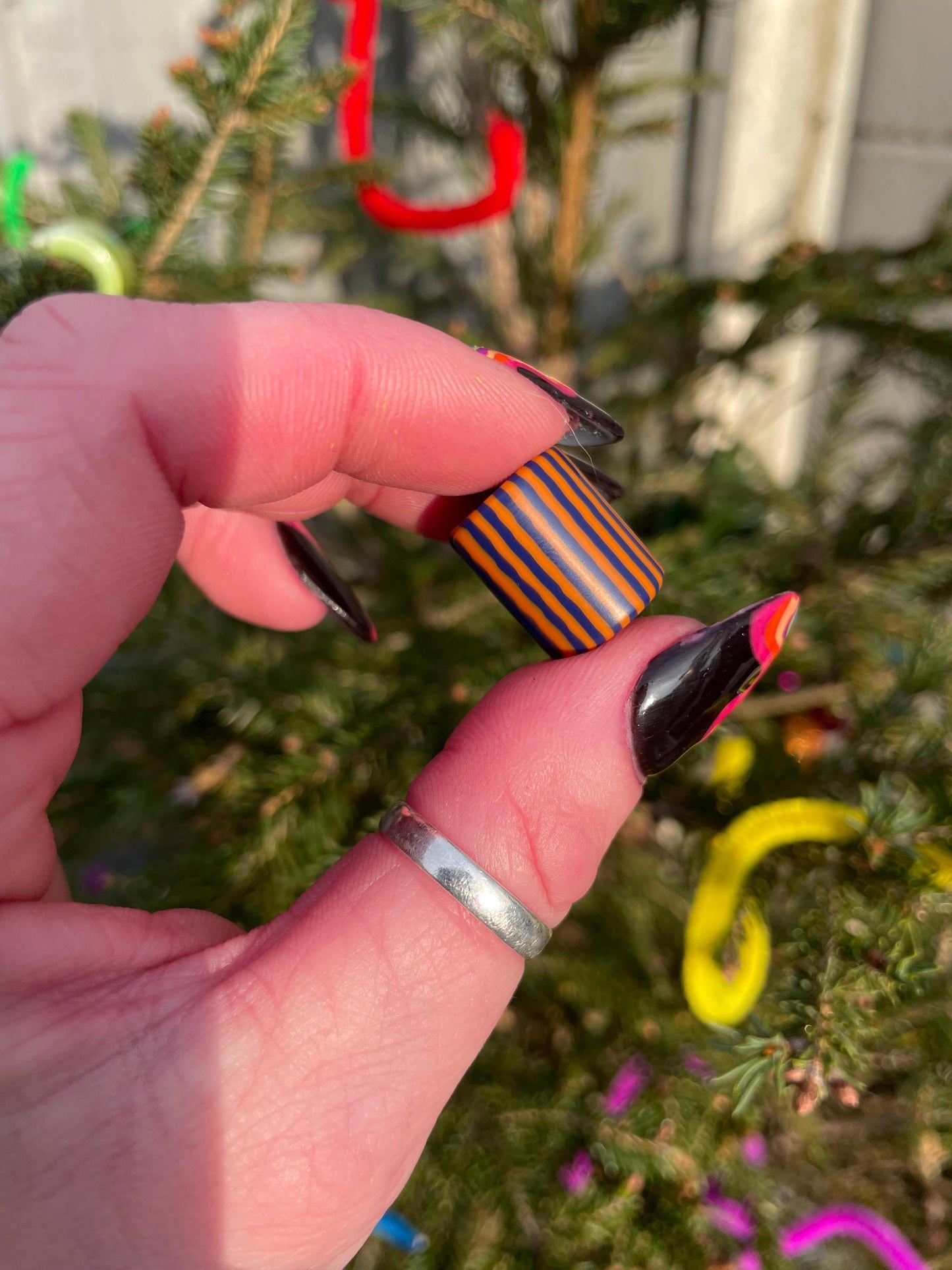 Fame Acrylic Dreadlock Bead
