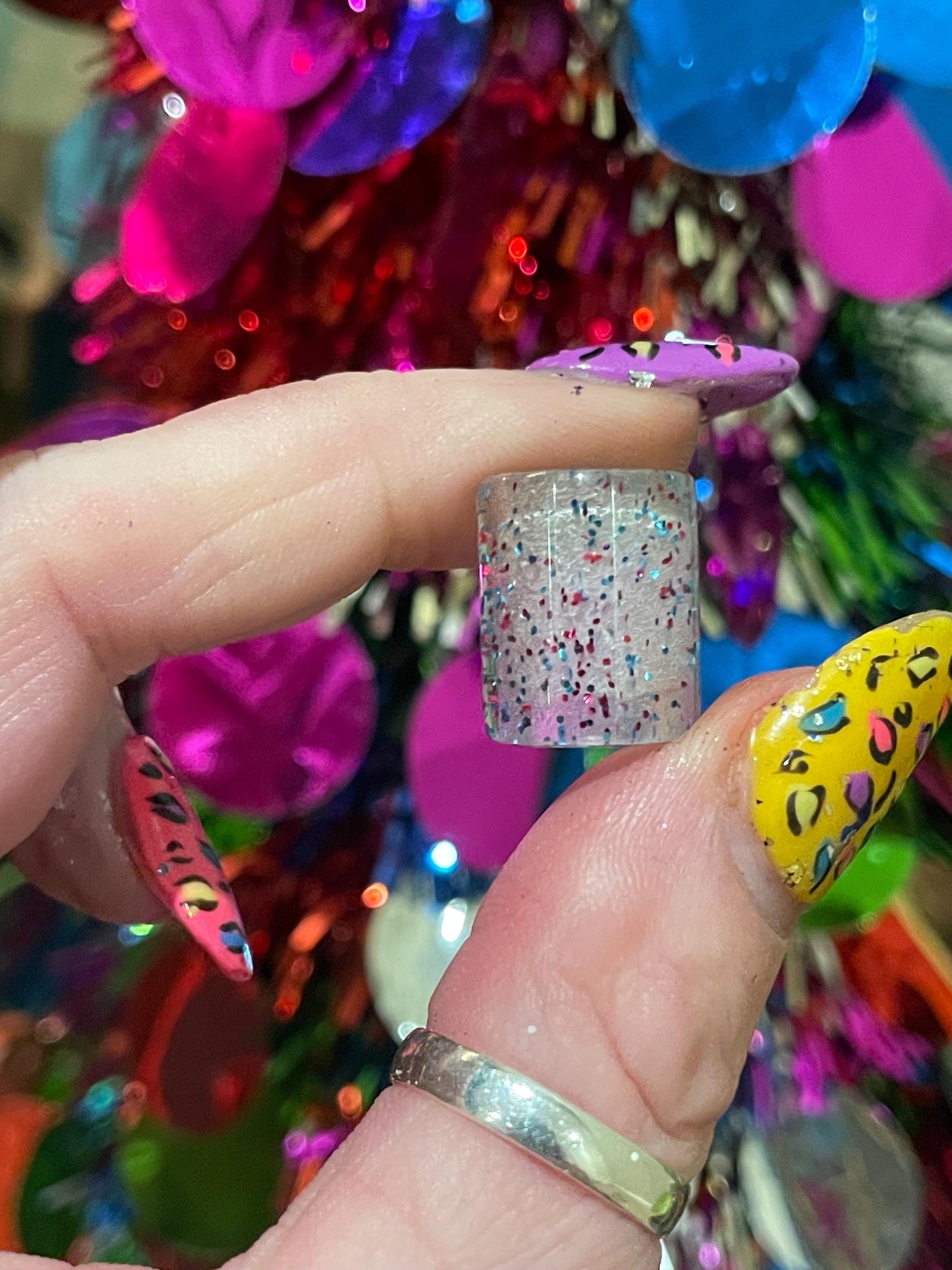 Peekaboo Glitter Acrylic Dreadlock Bead