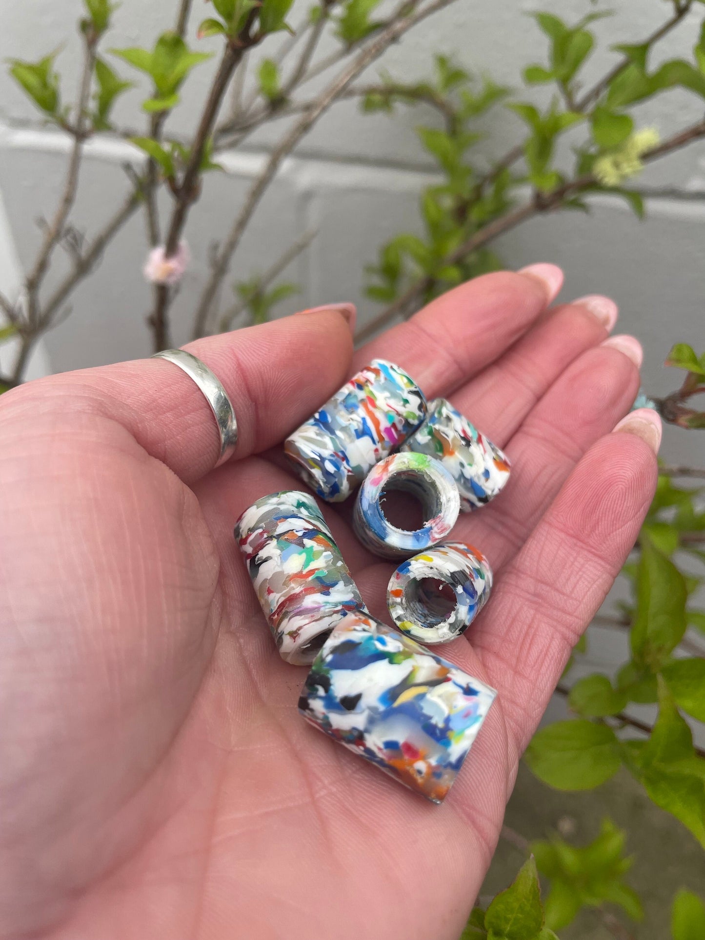 Speckle Recycled Plastic Dreadlock Bead
