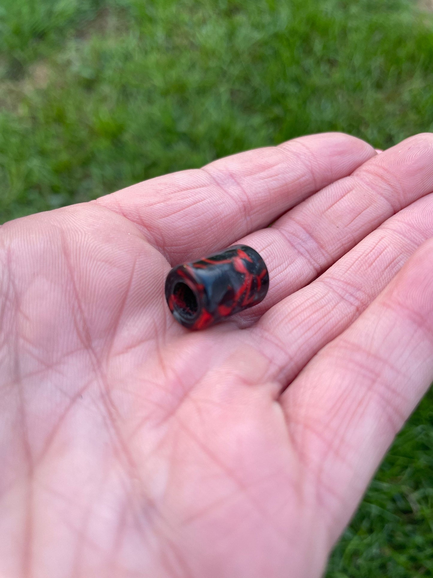 Kisses Micro Acrylic Dreadlock Bead