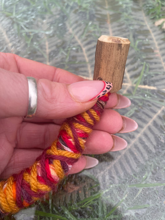 Cosy Leaf Acorn Bead